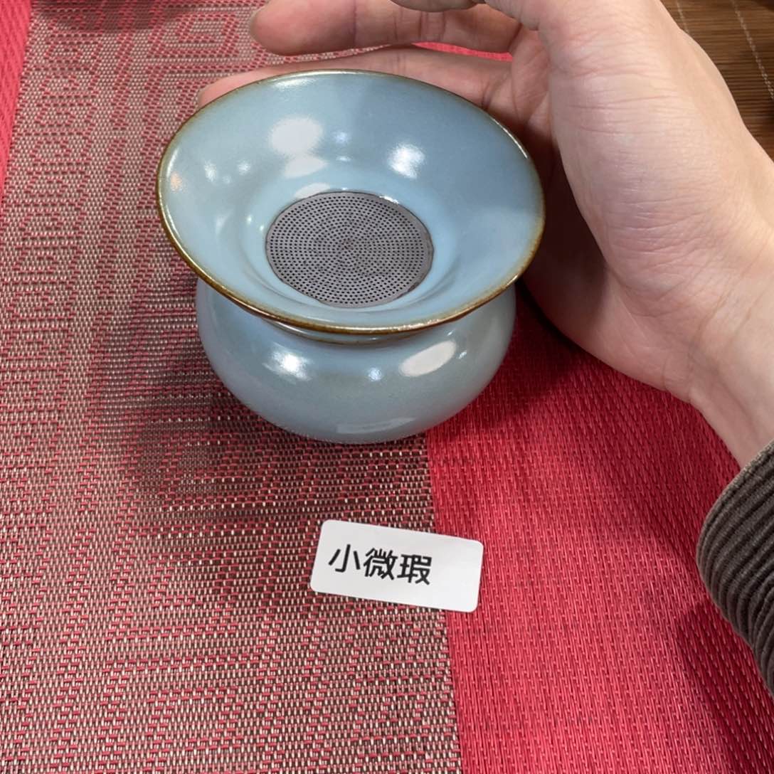 瓷片芷*。。。。。。。。。。。。。。。。