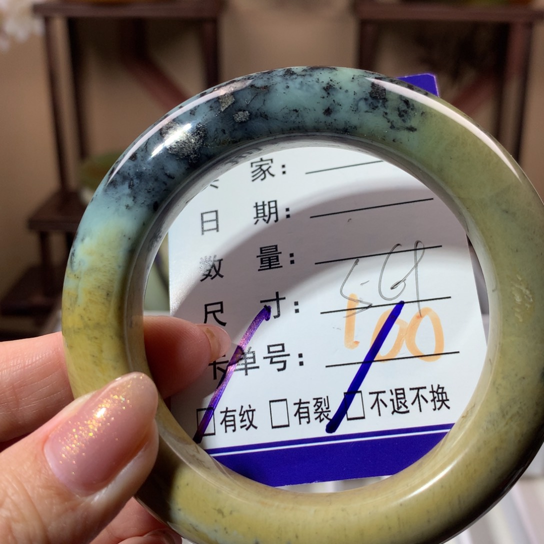 【闪购商品】蛇纹石玉手镯未镶嵌