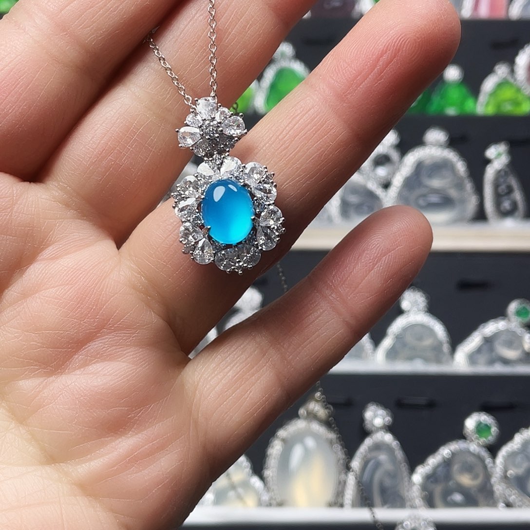 玛瑙/玉髓颈饰合金