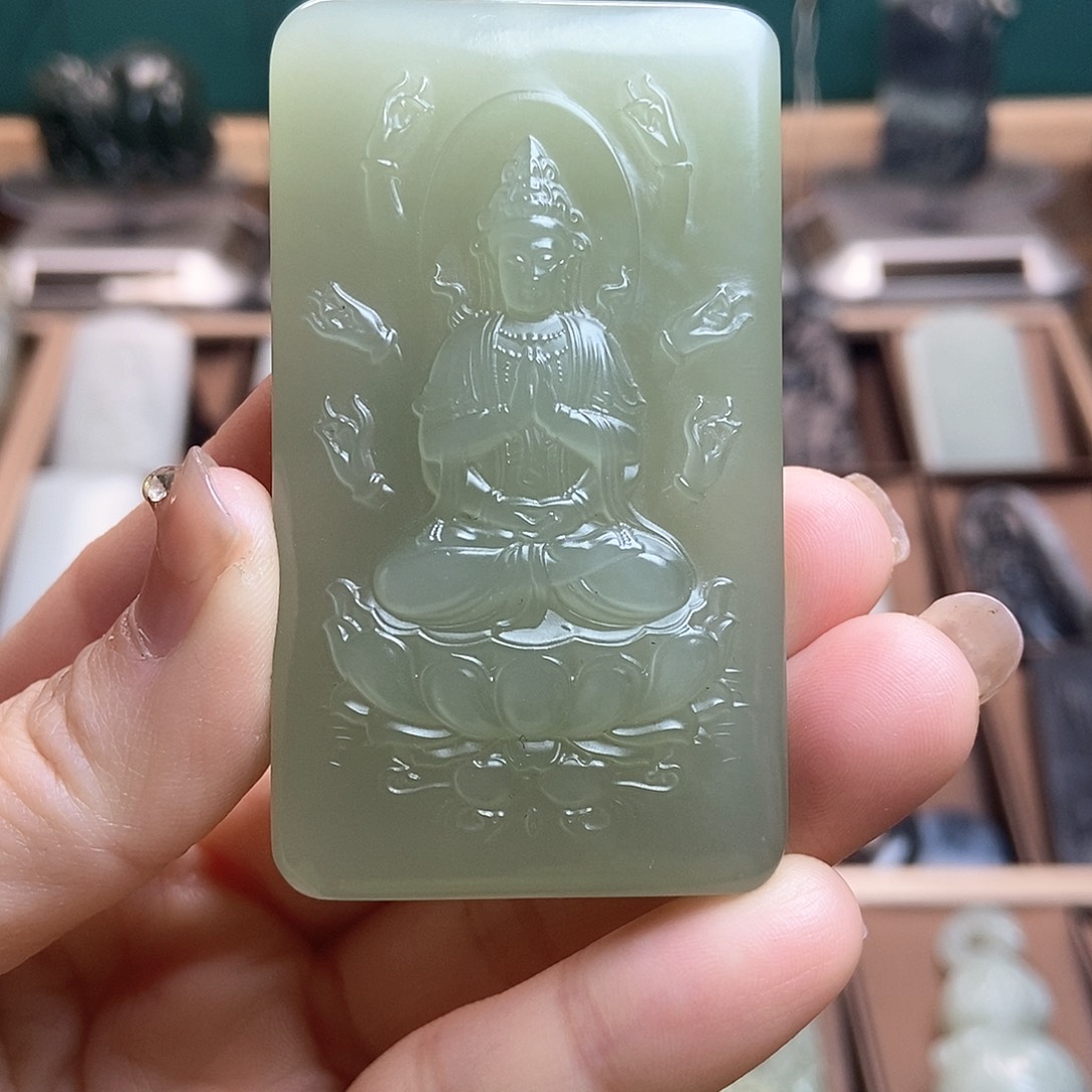 和田玉（糖玉）颈饰未镶嵌