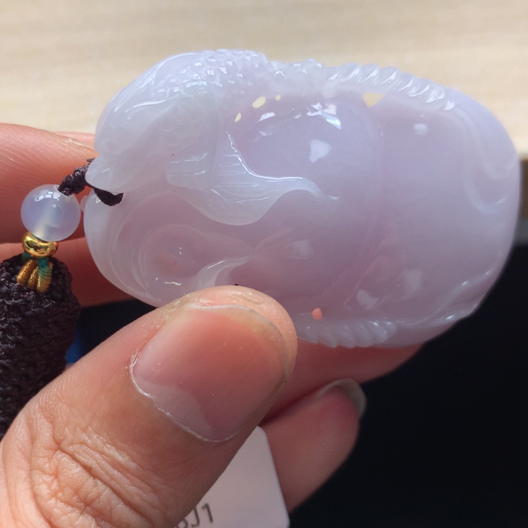 颈饰未镶嵌翡翠吊坠