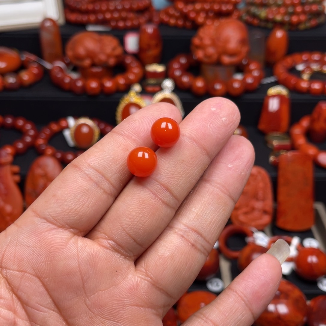 南红玛瑙珠宝奇石18K金镶嵌耳钉