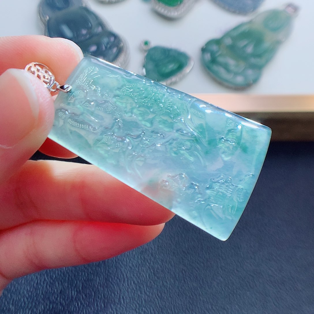 翡翠颈饰未镶嵌翡翠