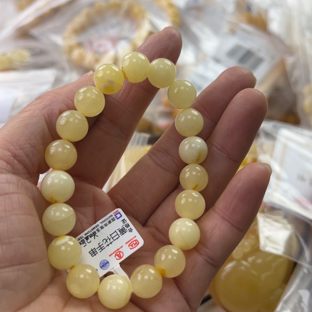 琥珀珠宝奇石未镶嵌