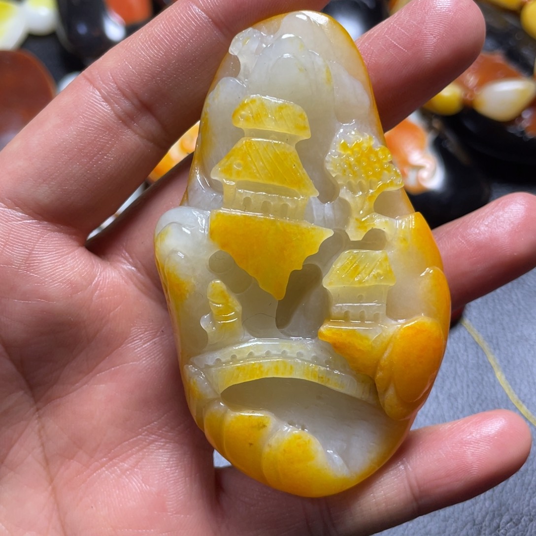 和田玉未镶嵌颈饰