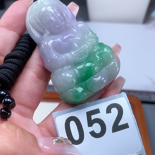 翡翠颈饰未镶嵌吊坠