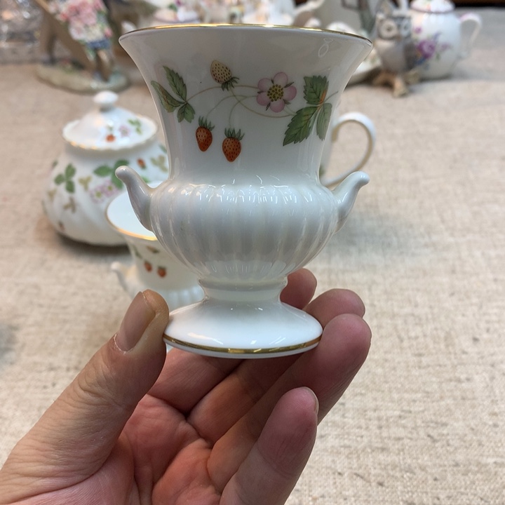 金瓷阁家的美丽瓷器