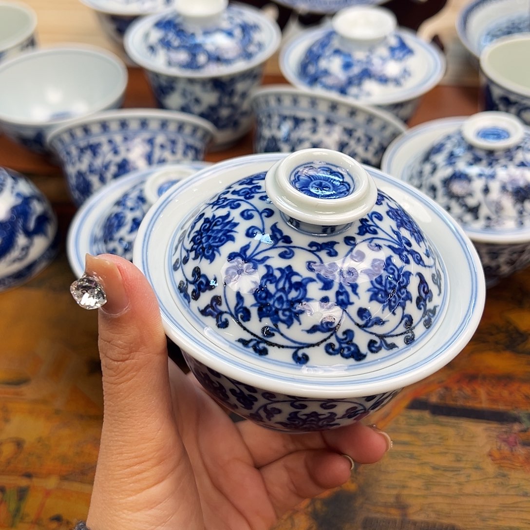 杯何**可景德镇等你盖碗