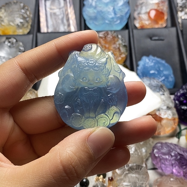 水晶未镶嵌颈饰水晶吊坠