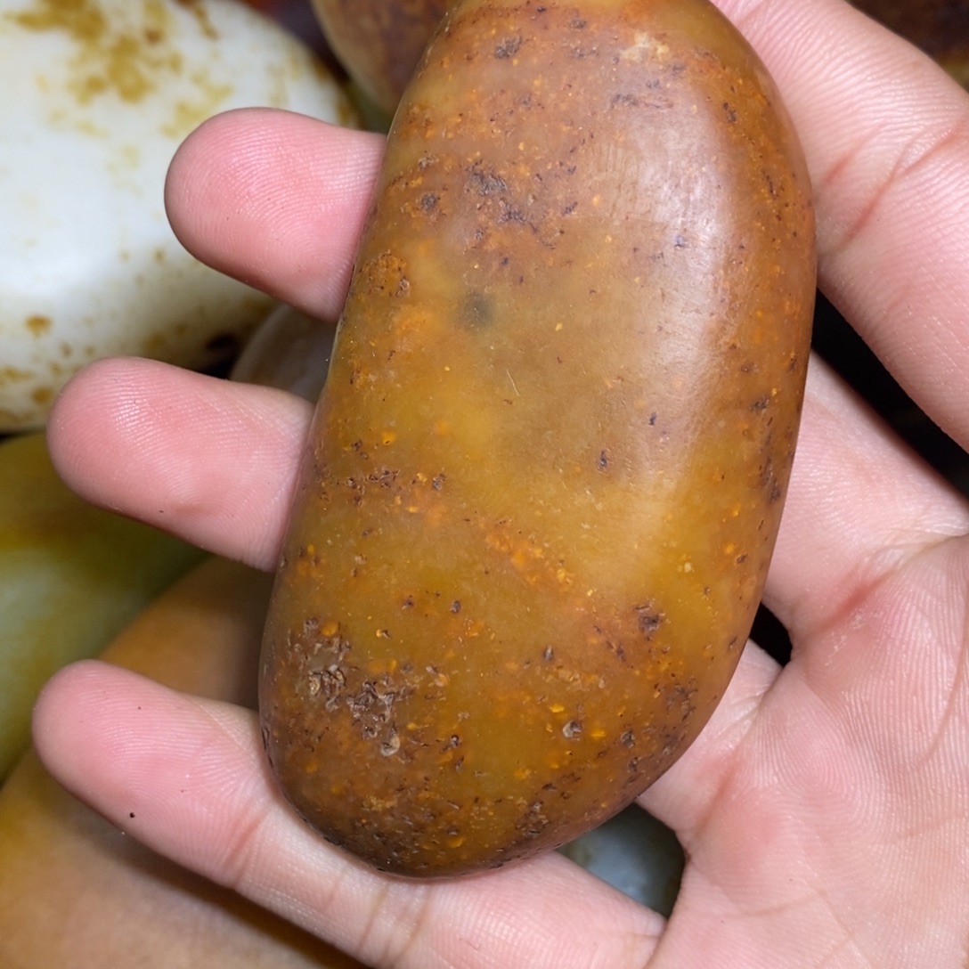 和田玉未镶嵌珠宝奇石