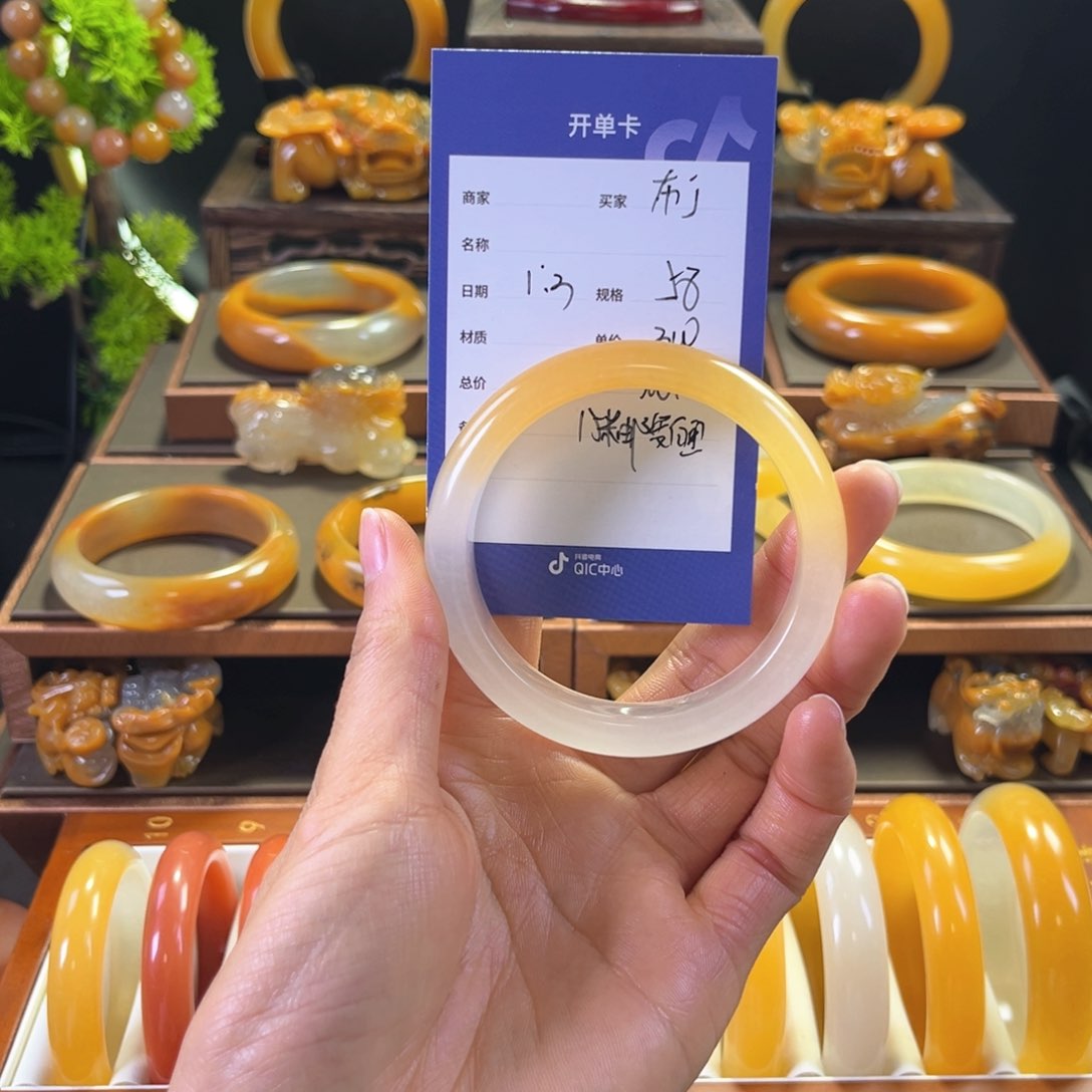 未镶嵌手镯石英质玉布*&