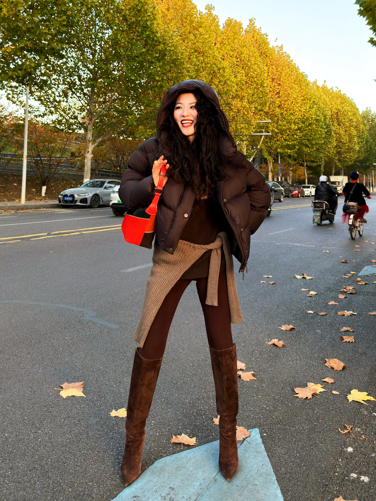 MIRROR 【涛姐精选】 咖色云朵95白鹅绒连帽短款羽绒服