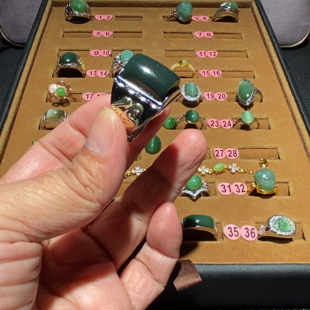 和田玉未镶嵌珠宝半成品