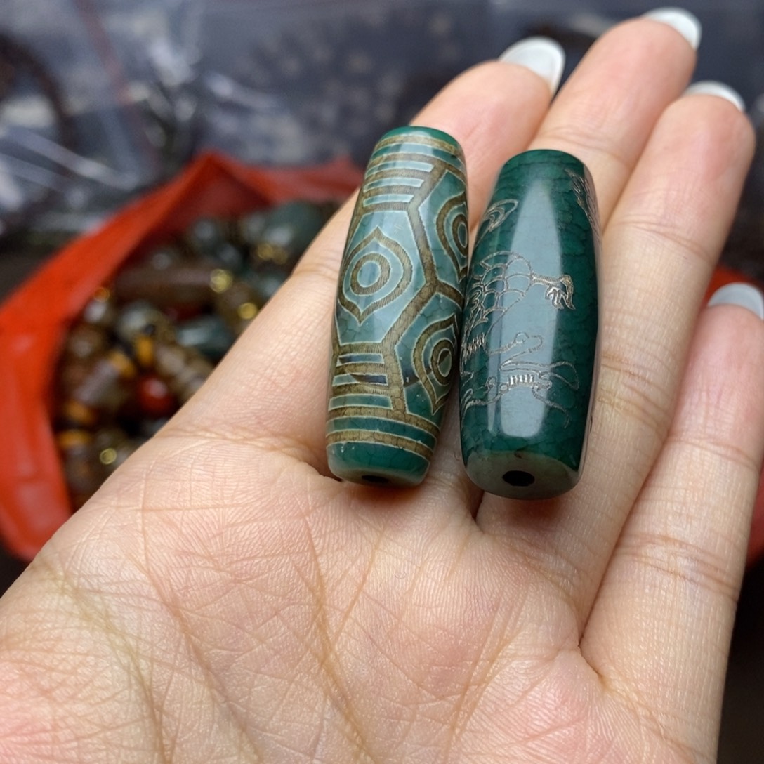 未镶嵌颈饰玛瑙/玉髓