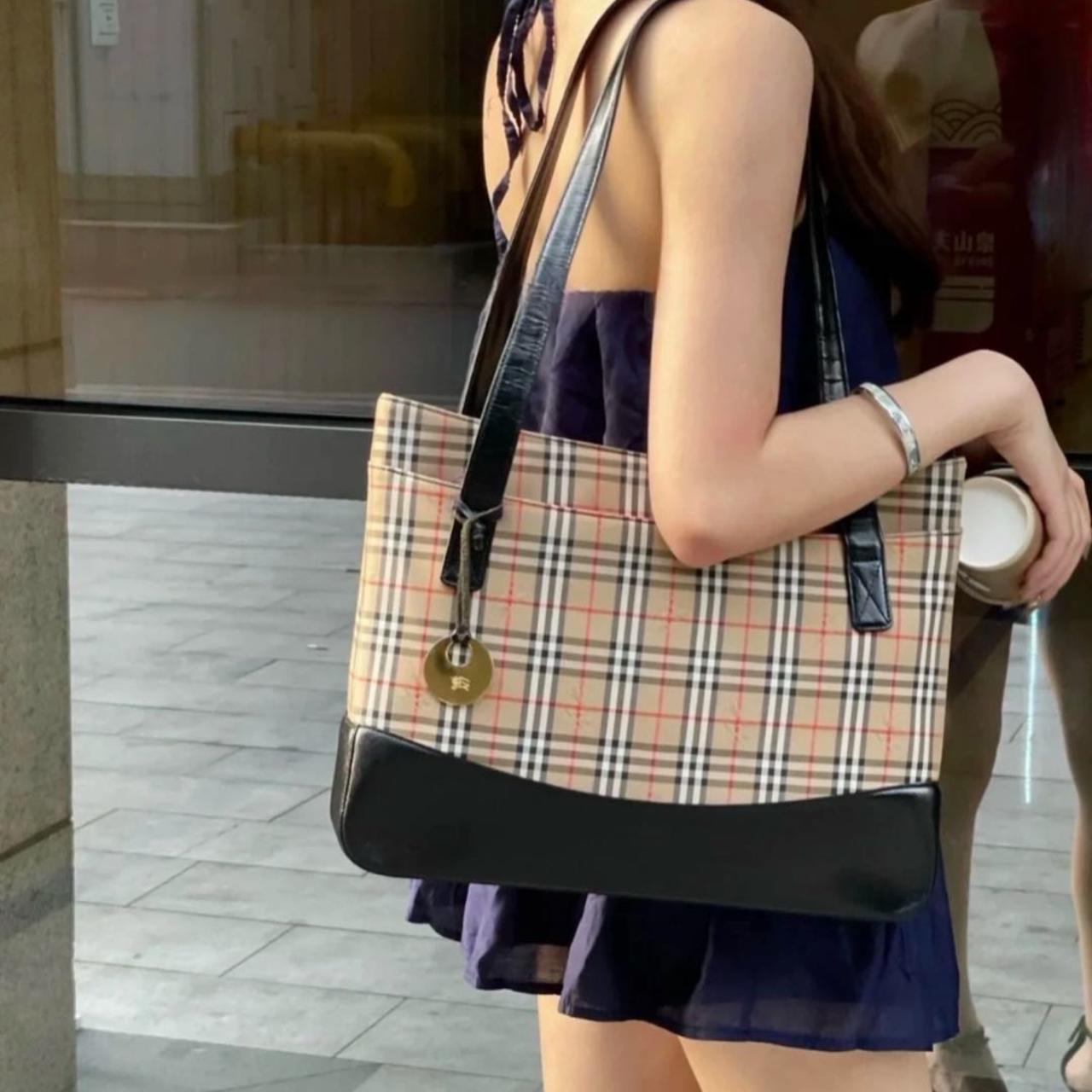 95新 BURBERRY/博柏利 大吉中古/Burberry金币战马格纹横版单肩包