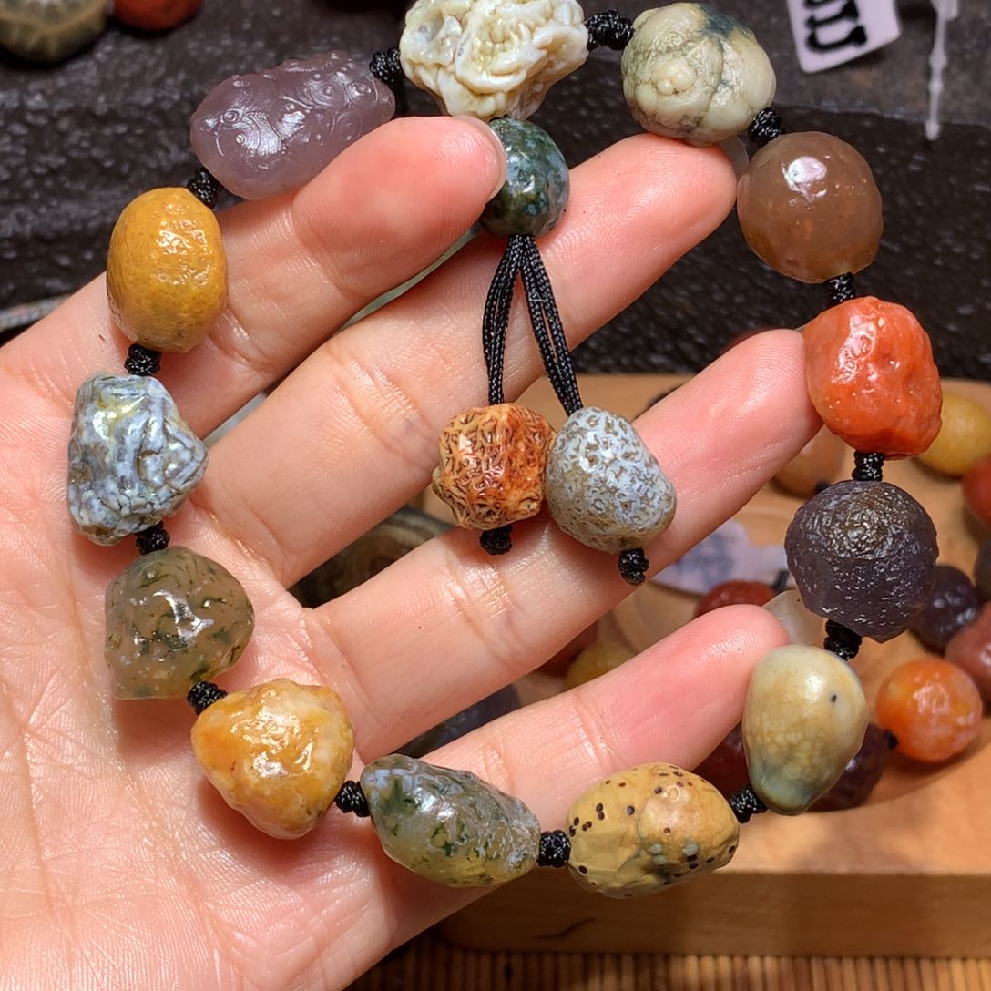 未镶嵌玛瑙/玉髓珠宝半成品