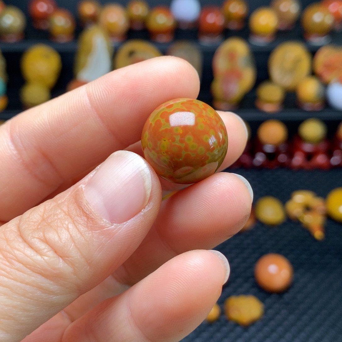 *****玛瑙/玉髓未镶嵌宣化上古战国红