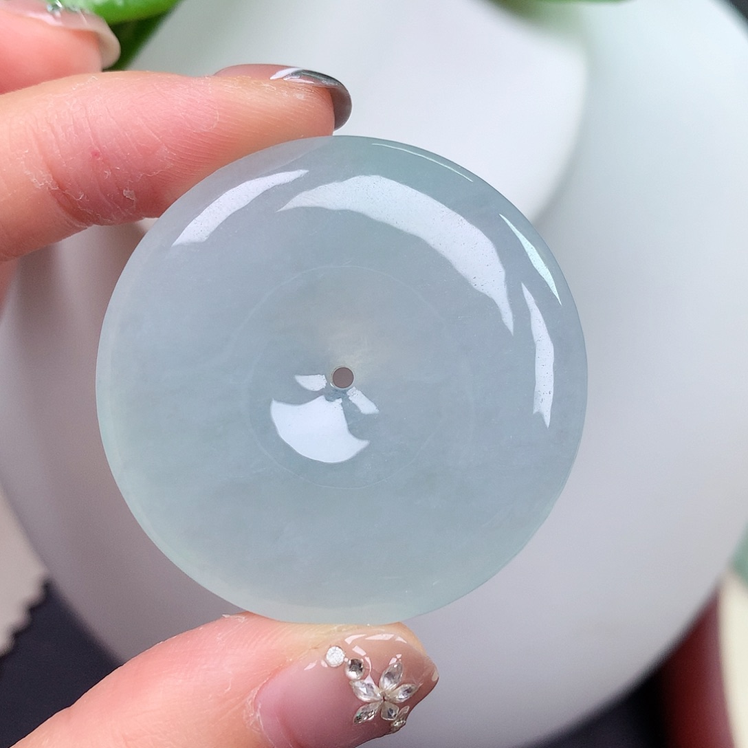 翡翠未镶嵌颈饰平安扣 40.1-6.3mm