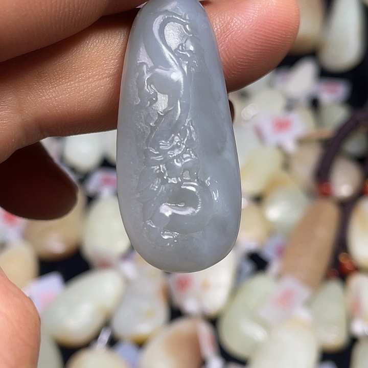 和田玉（糖玉）未镶嵌吊坠(不含链)吊坠