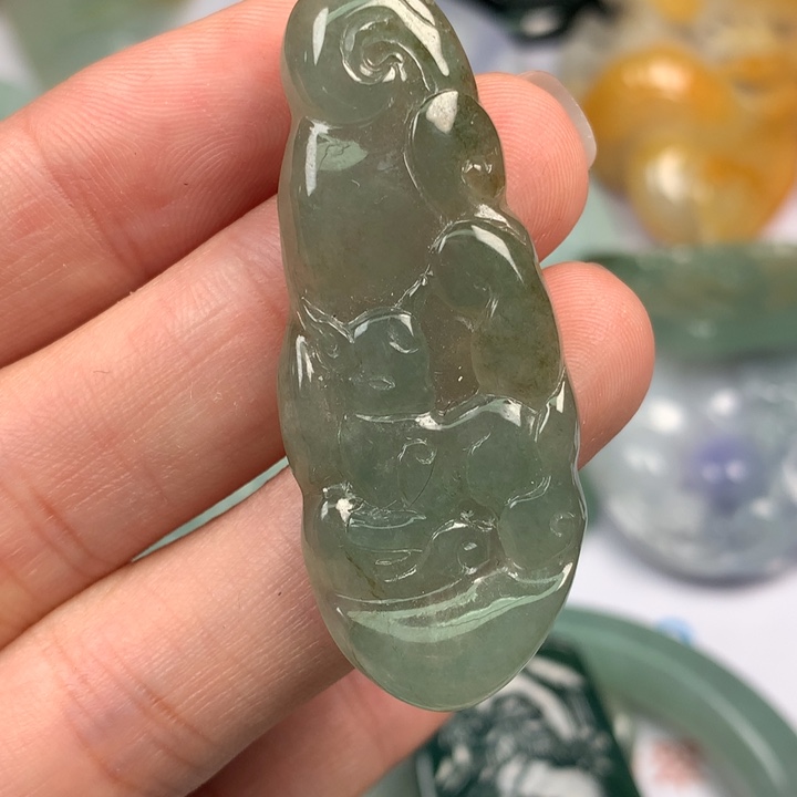 翡翠未镶嵌颈饰翡翠