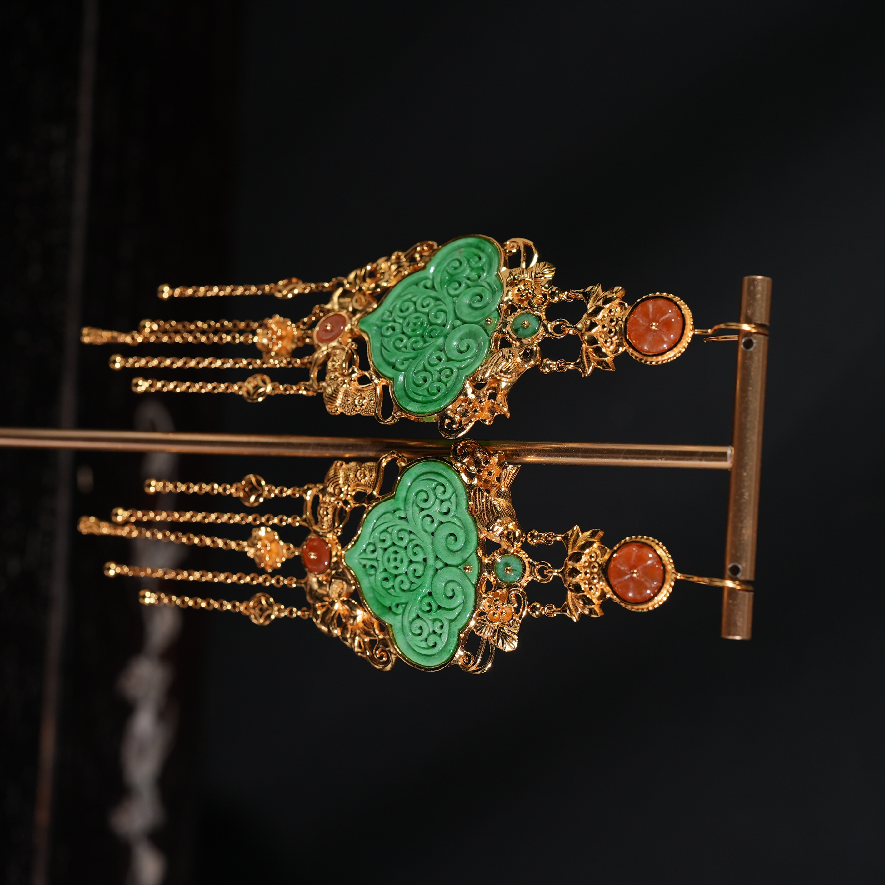 1.23香港王老板-翡翠a货镶嵌耳饰3e401