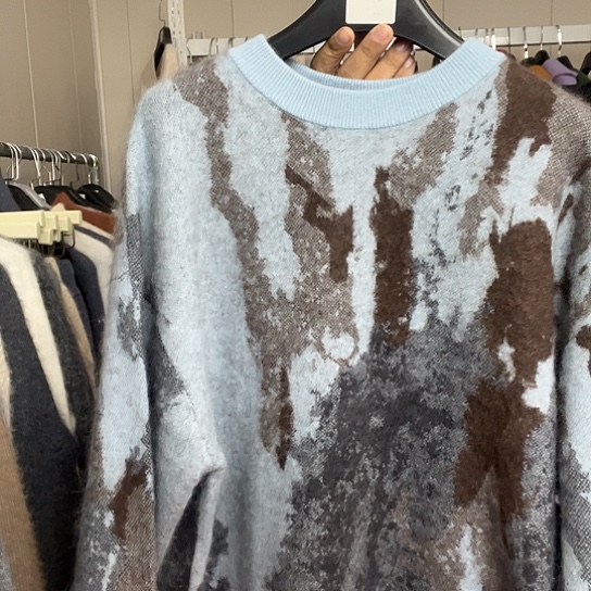 兰色水墨画加厚毛衣