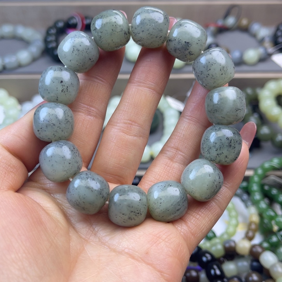 和田玉手链未镶嵌