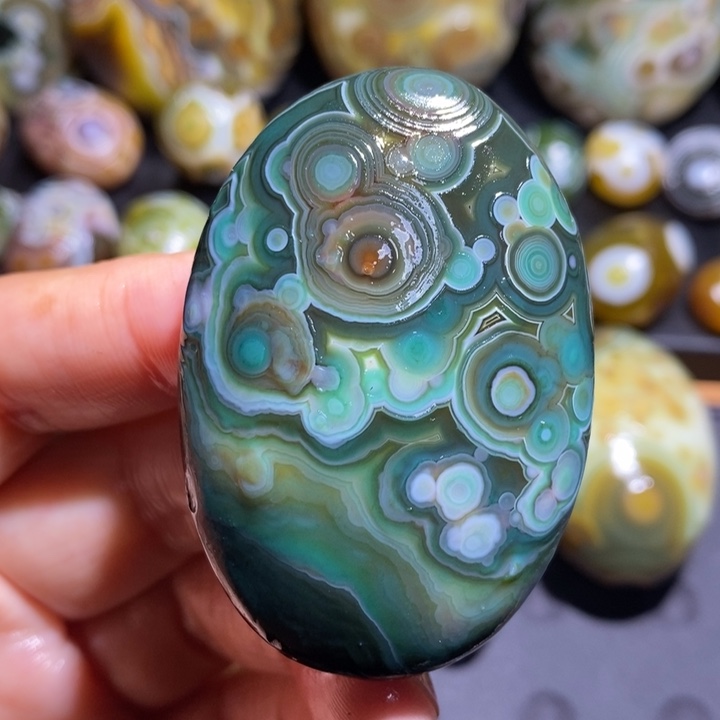 未镶嵌玛瑙/玉髓珠宝半成品35