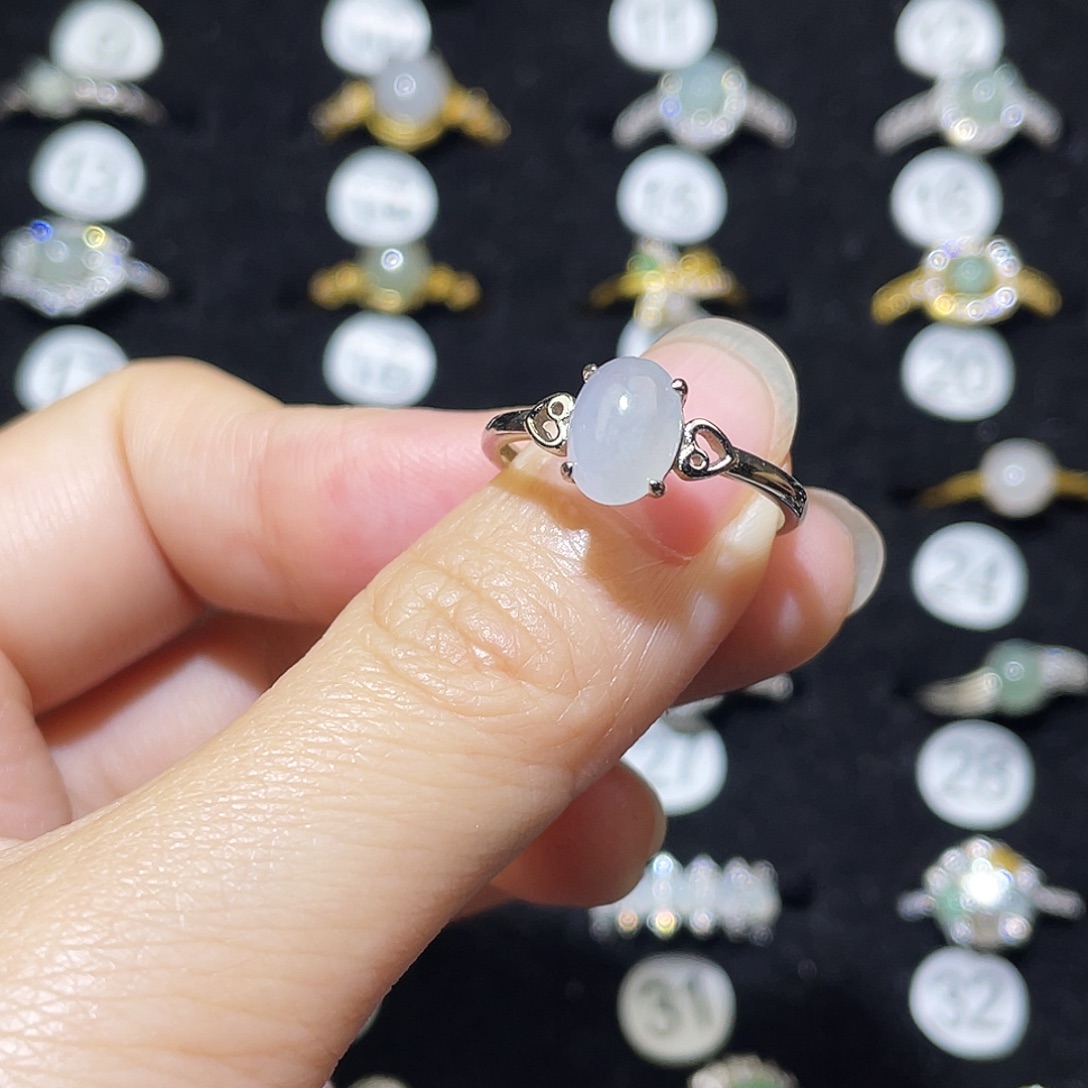 翡翠未镶嵌戒指戒指