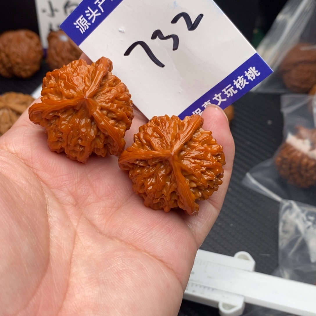 把件桃核盘山35momo