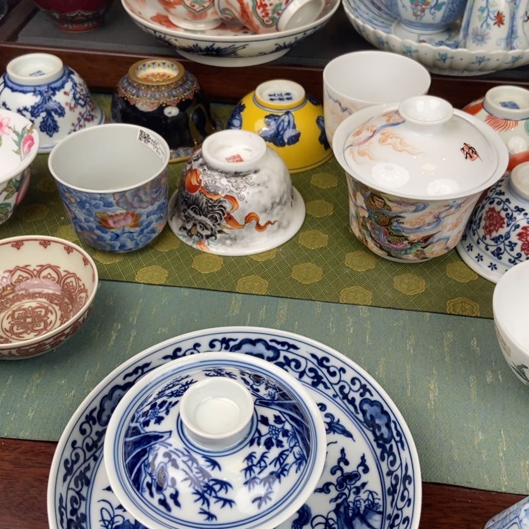 有***成陶瓷的设计风格的设计