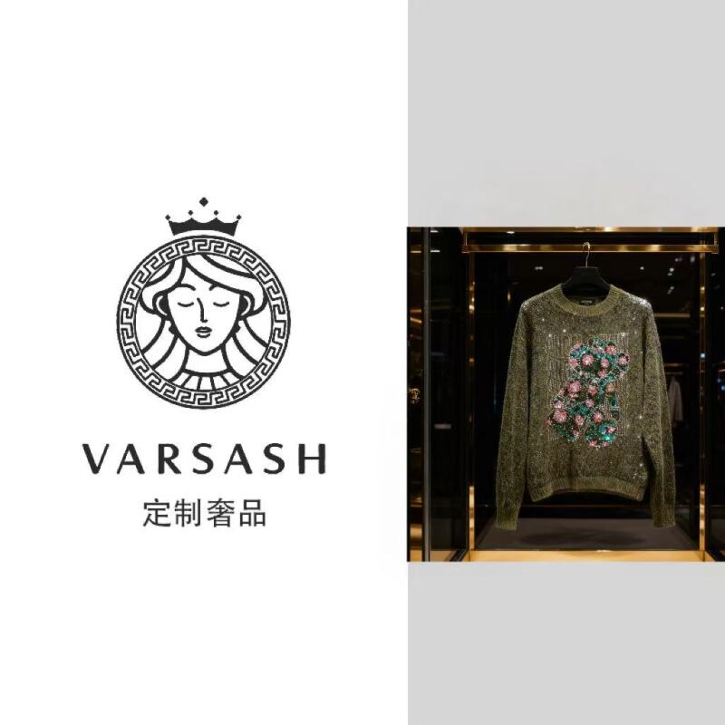 【VARSASH｜定制奢品】闪片肌理氛围感拉满橄榄绿钻饰小熊针织衫 M25