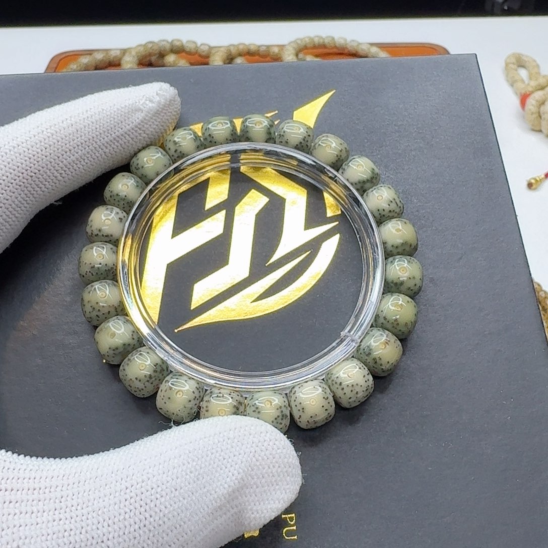 星月菩提吊坠8梵天绿包白卡姿兰大眼睛10左右桶单圈