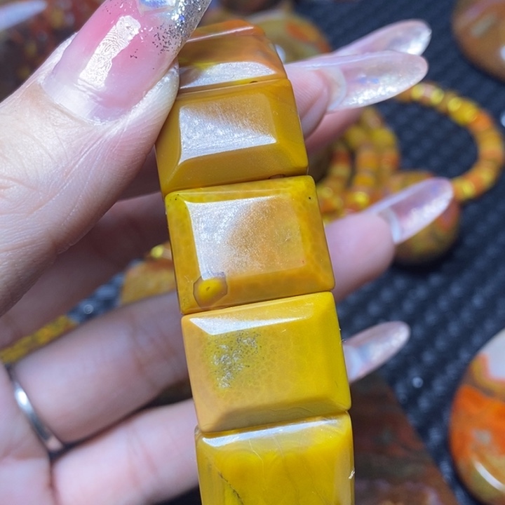 玛瑙/玉髓颈饰未镶嵌