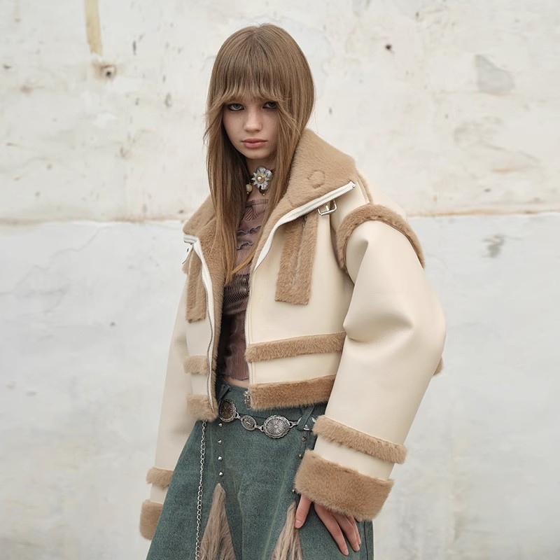 Next Passport 新品原创设计皮毛一体外套秋冬翻领毛绒拼接夹克女