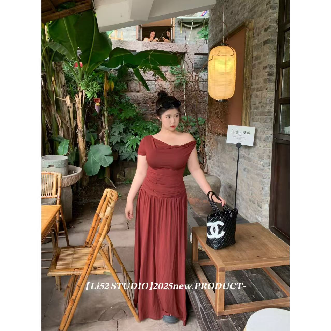 曦曦子清仓【夏季特调】2025ss.红色露肩两件套/斜肩气质时尚#7008