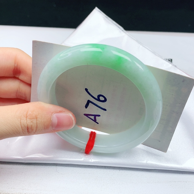 【闪购商品】翡翠手镯未镶嵌天然缅甸a货手镯55