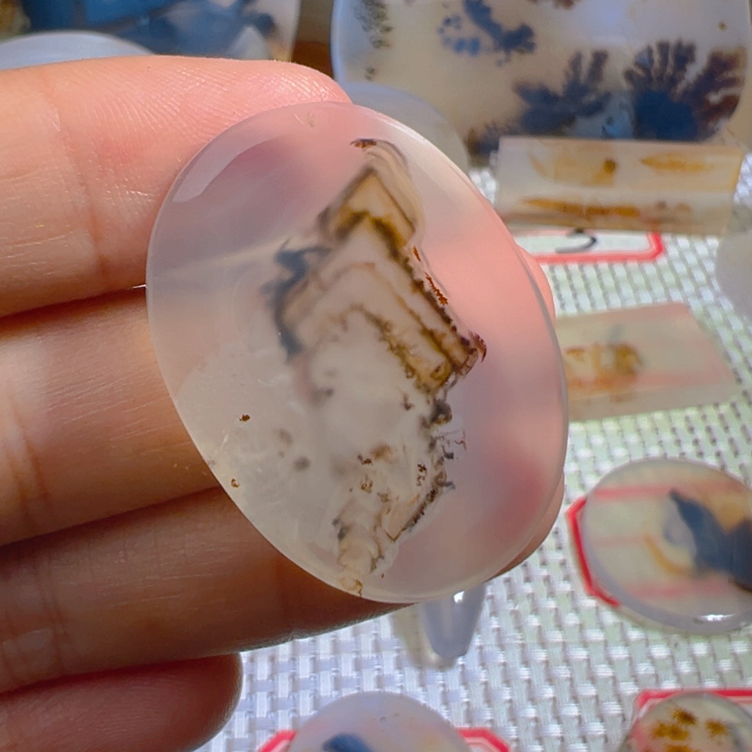 玛瑙/玉髓颈饰未镶嵌