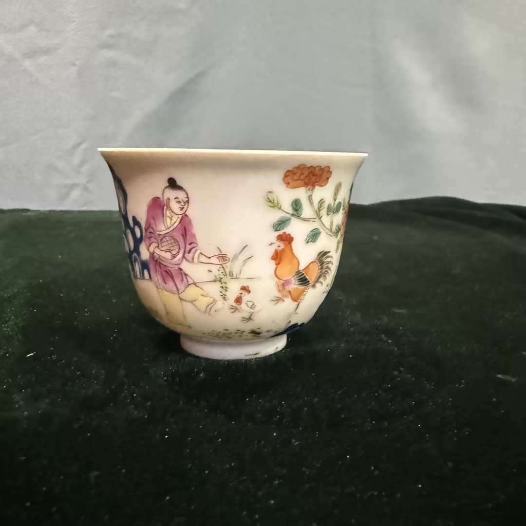 粉彩童子喂鸡赏杯单只FC-010498