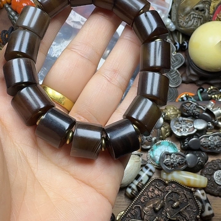 泥塑哈哈哈哈哈哈哈