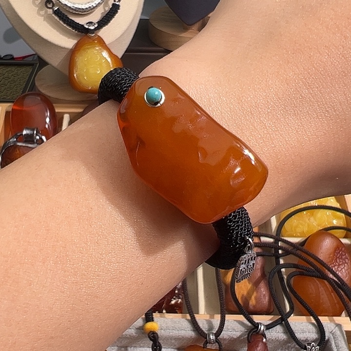 未镶嵌琥珀裸石我