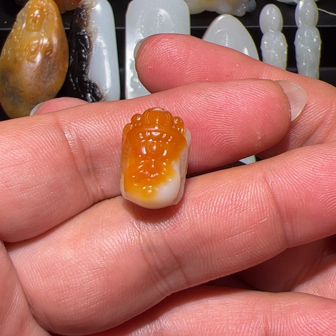 和田玉挂件未镶嵌