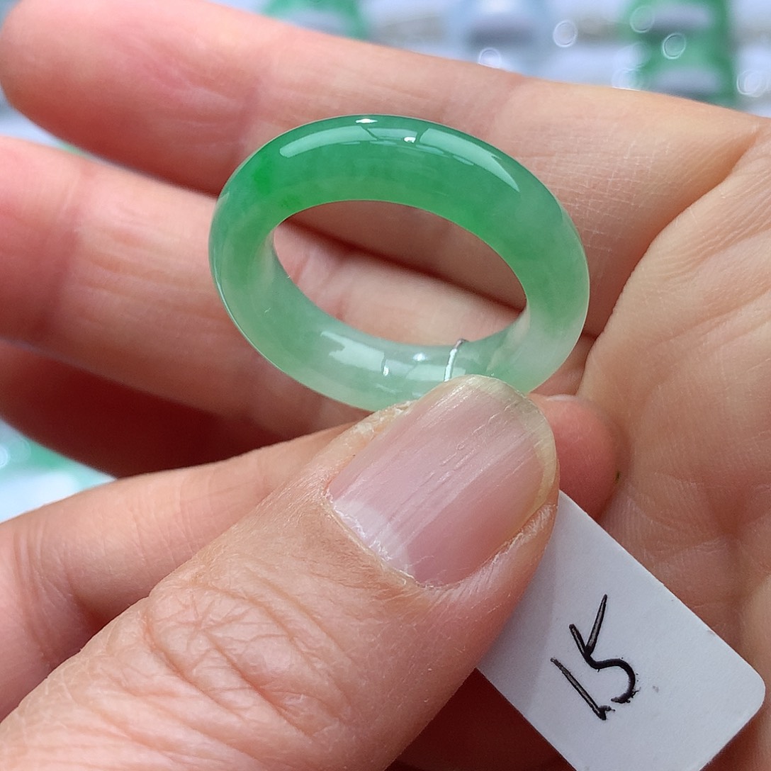 翡翠戒指未镶嵌15号
