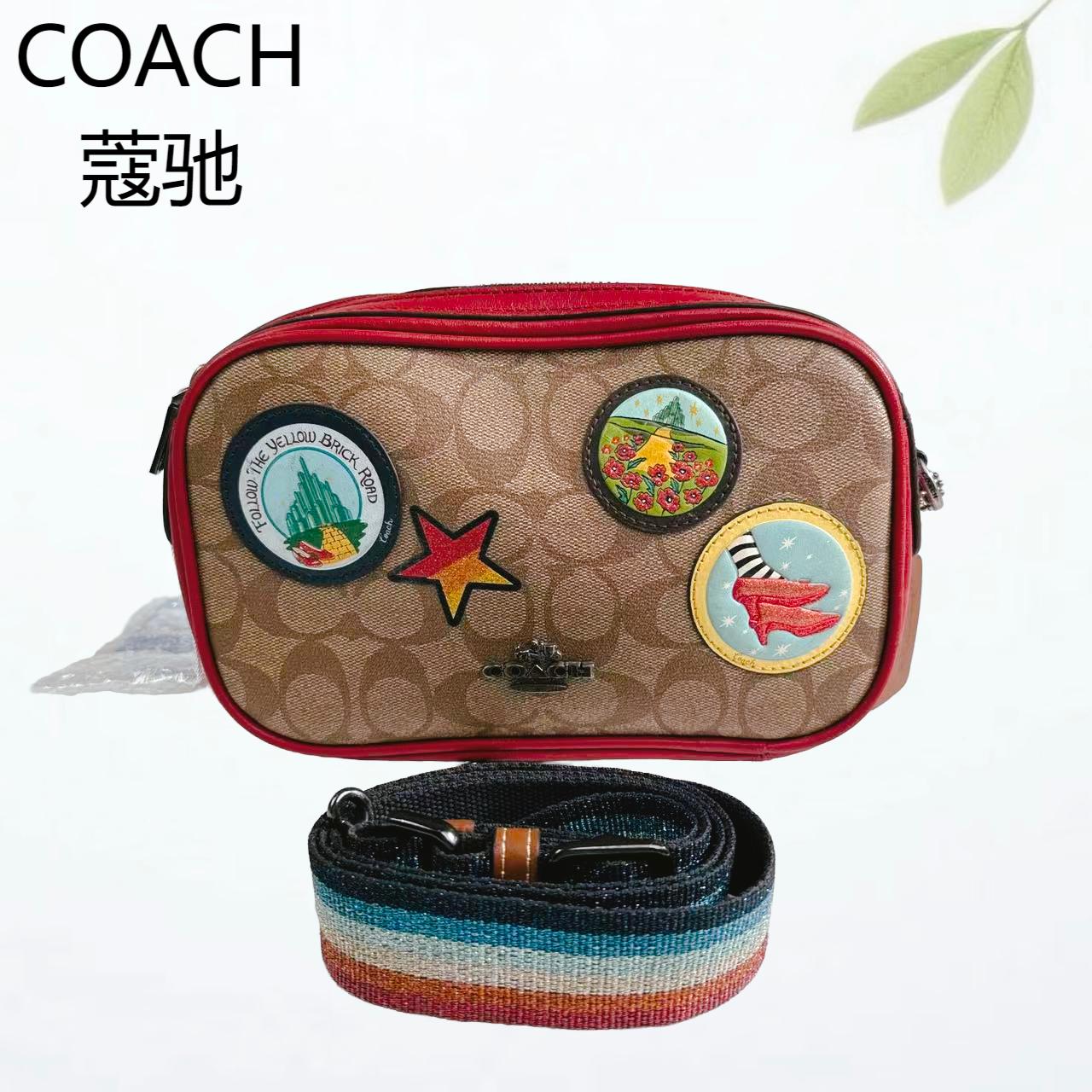 95新 COACH/蔻驰 老花拼红徽章相机斜挎包G25804070底长22X13
