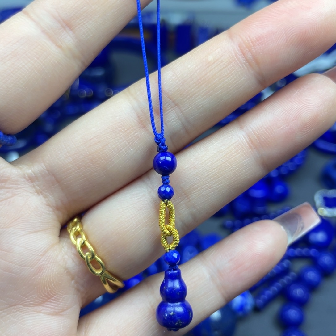 青金石未镶嵌葫芦挂件