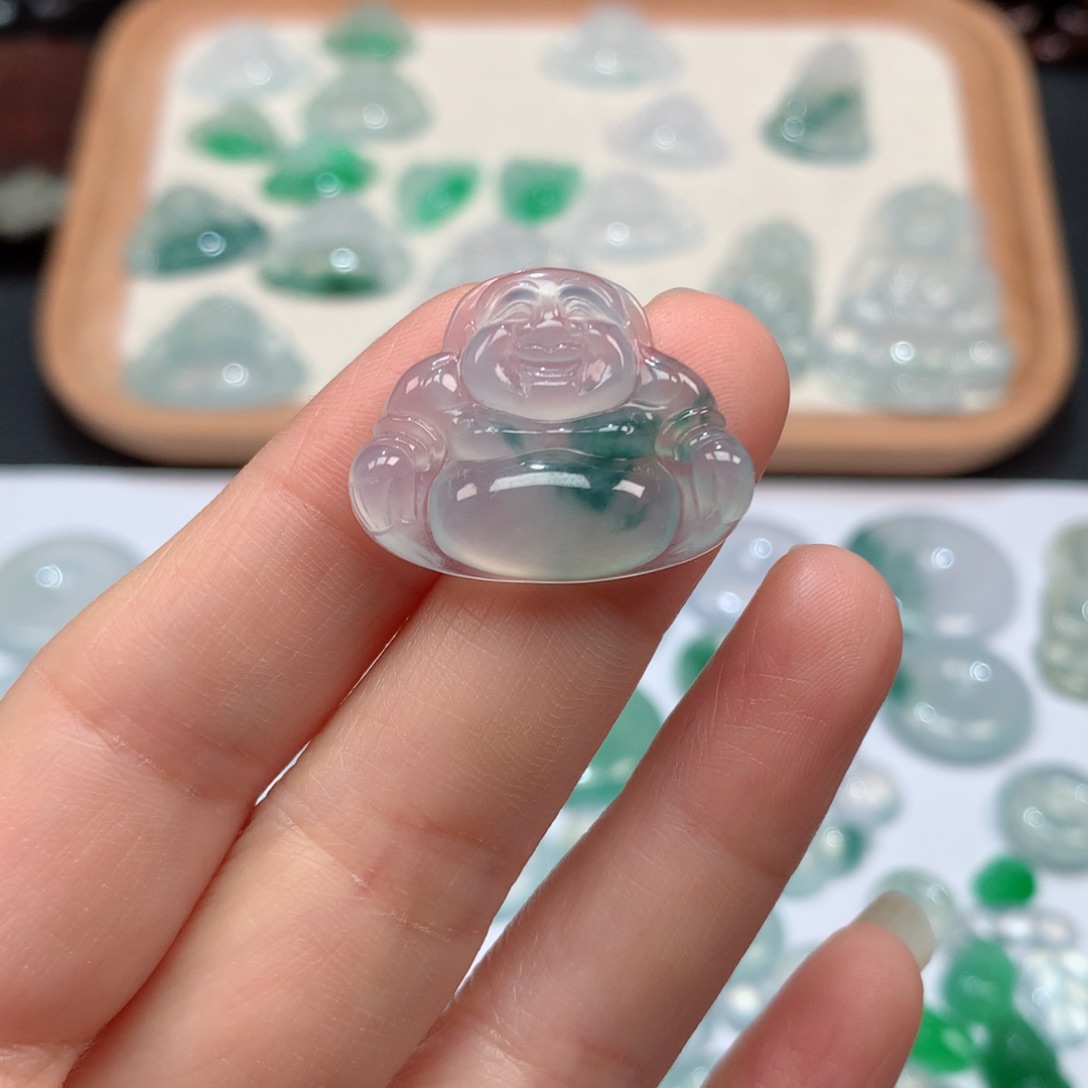 翡翠未镶嵌颈饰冰种飘花佛公