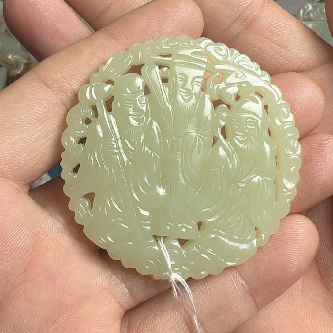 和田玉（糖玉）颈饰未镶嵌