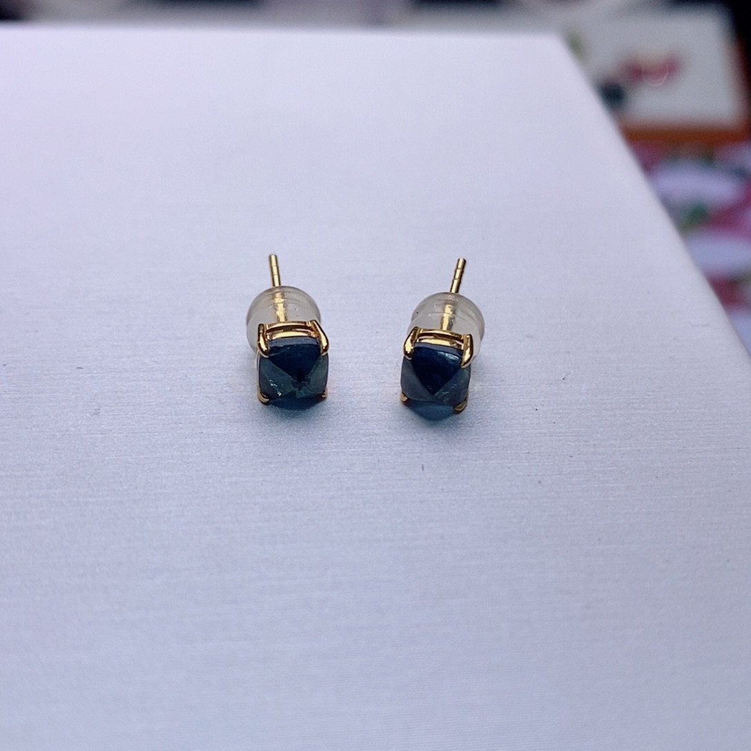 碧玺耳饰18K金镶嵌碧玺耳饰