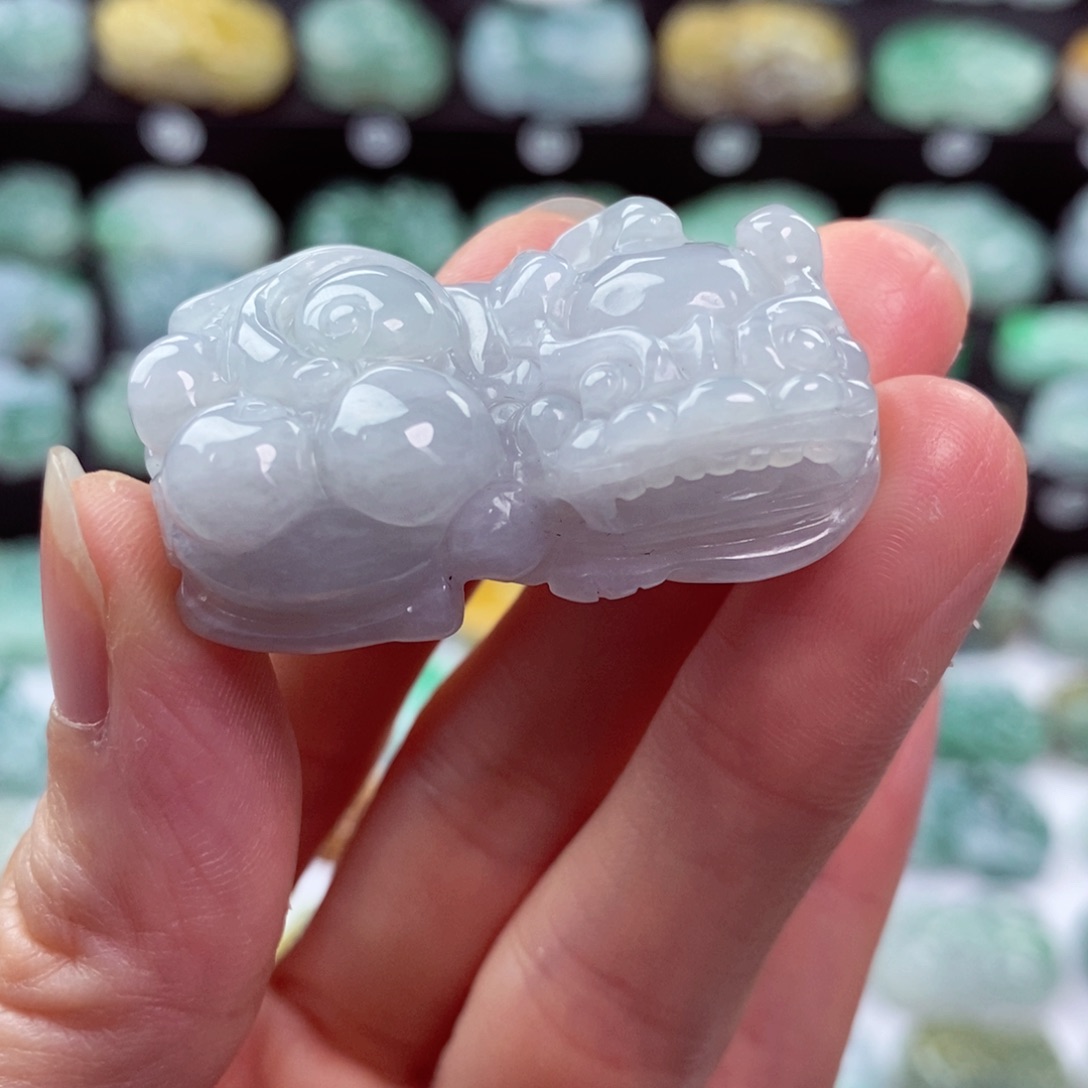 翡翠颈饰未镶嵌天然