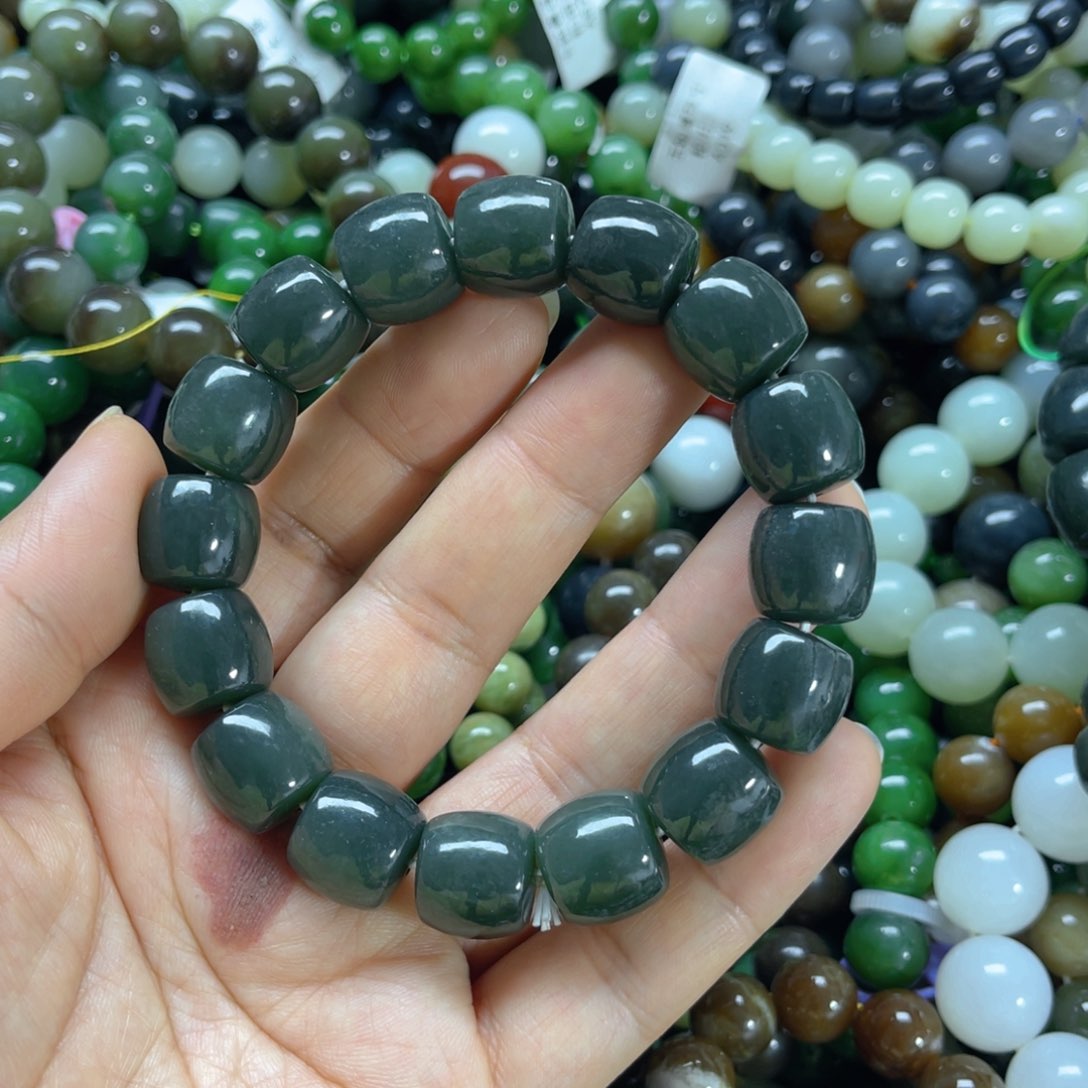 未镶嵌手链和田玉